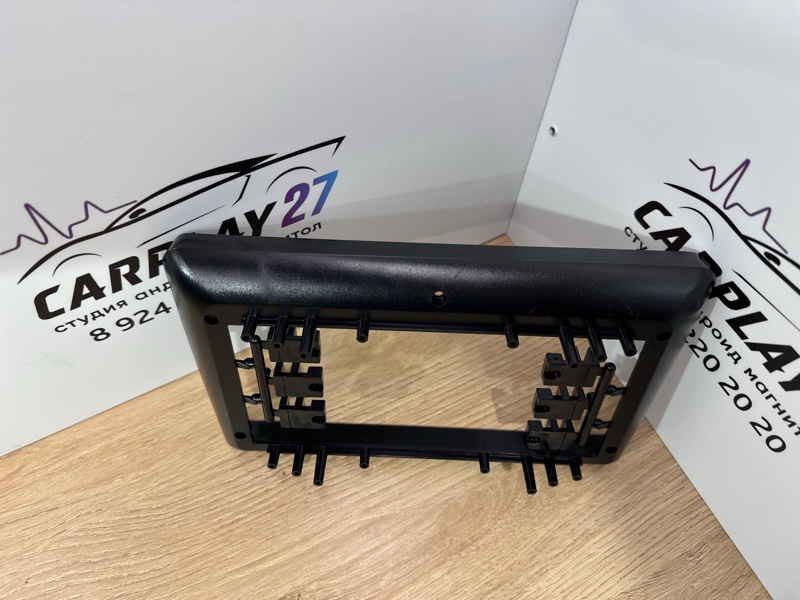 Переходная рамка магнитолы