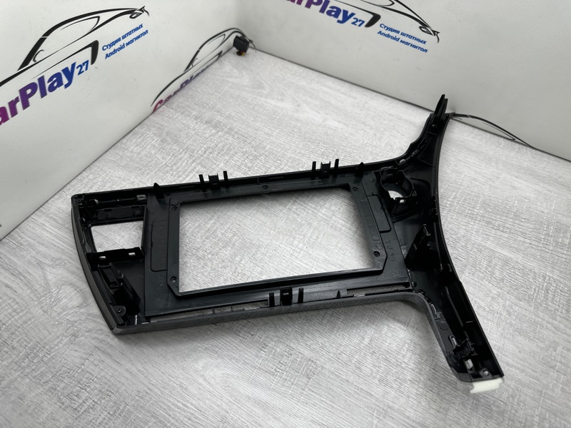 Переходная рамка магнитолы