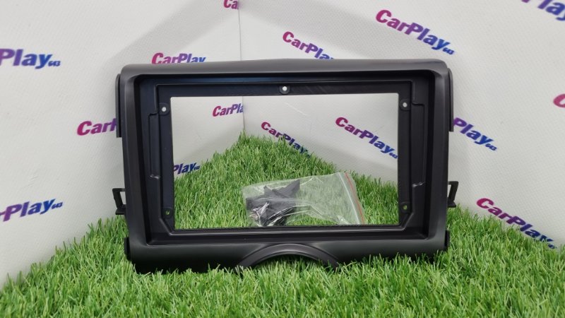 Переходная рамка магнитолы