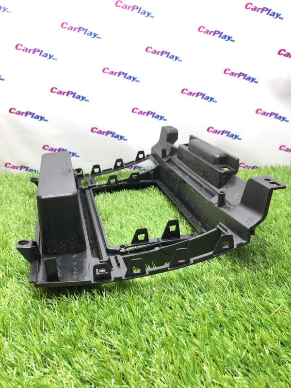 Переходная рамка магнитолы