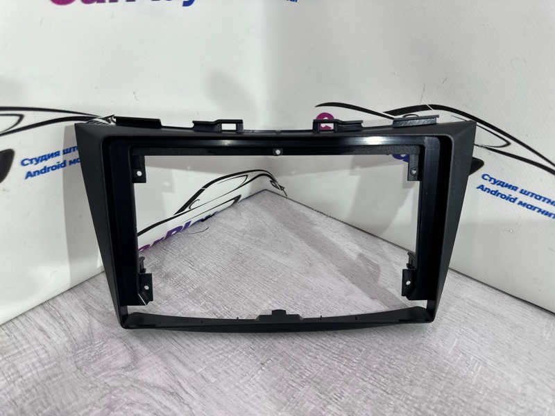 Переходная рамка магнитолы