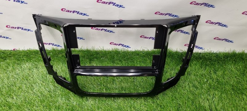 Переходная рамка магнитолы