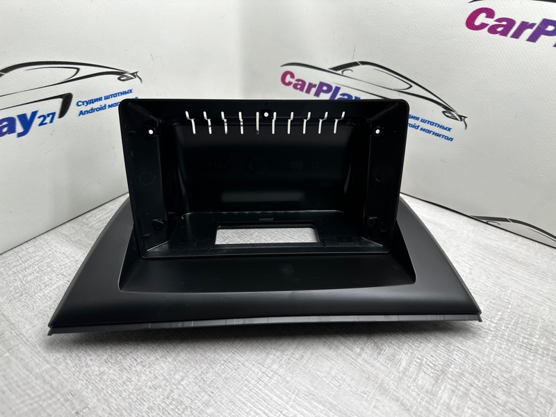 Переходная рамка магнитолы