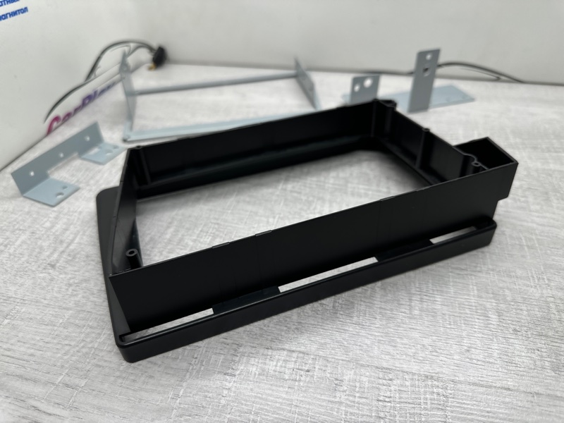 Переходная рамка магнитолы