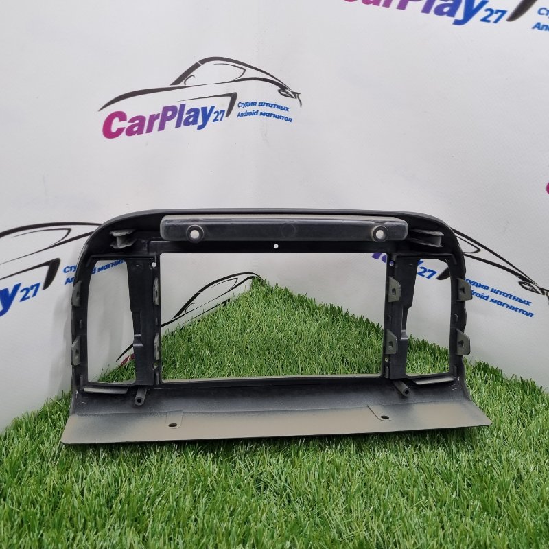 Переходная рамка магнитолы Nissan March 2002