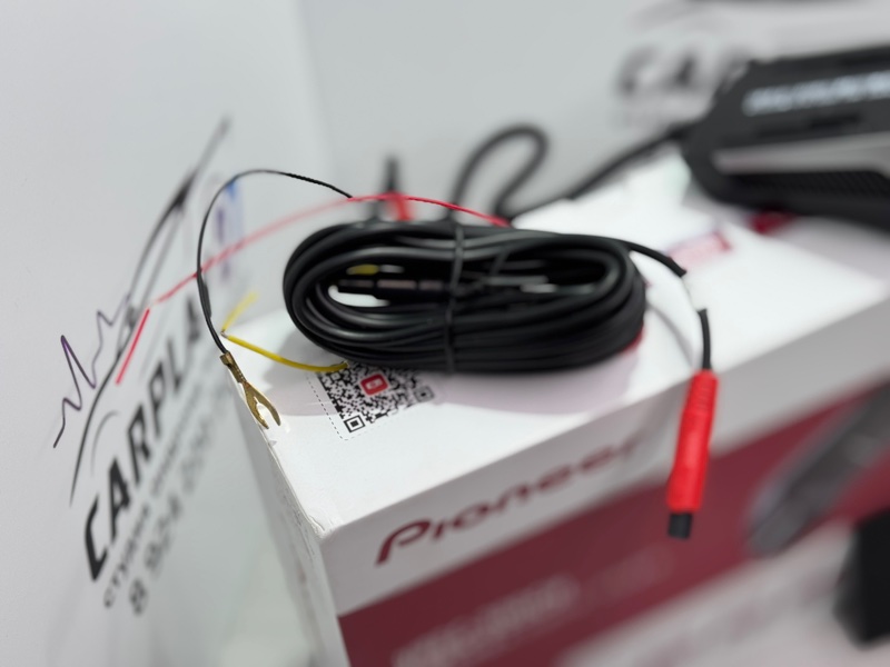 Видеорегистратор Pioneer VREC-300CH