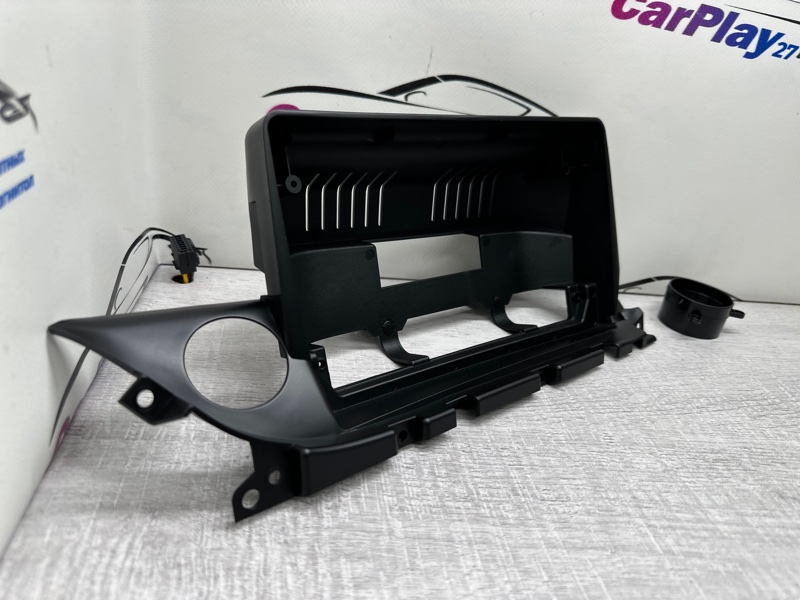 Переходная рамка магнитолы