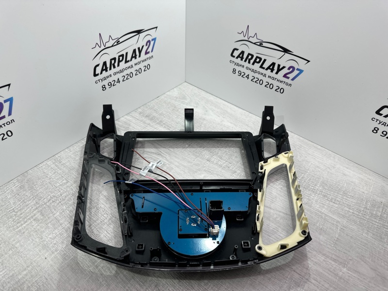 Переходная рамка магнитолы