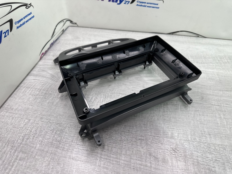 Переходная рамка магнитолы