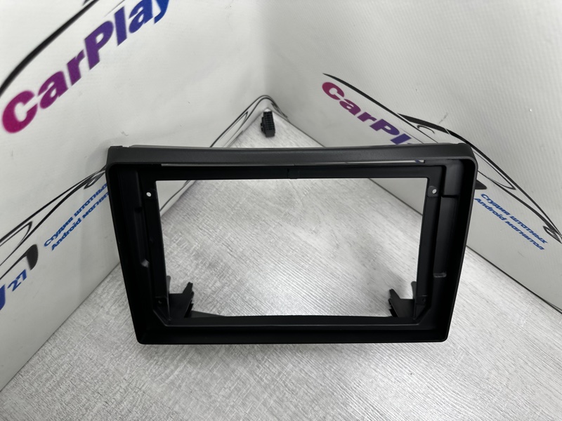 Переходная рамка магнитолы