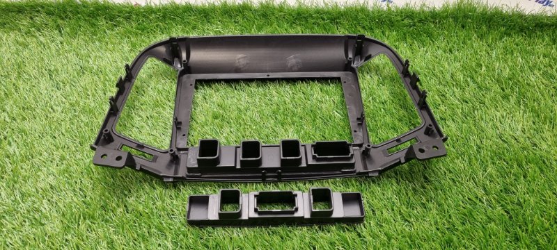 Переходная рамка магнитолы