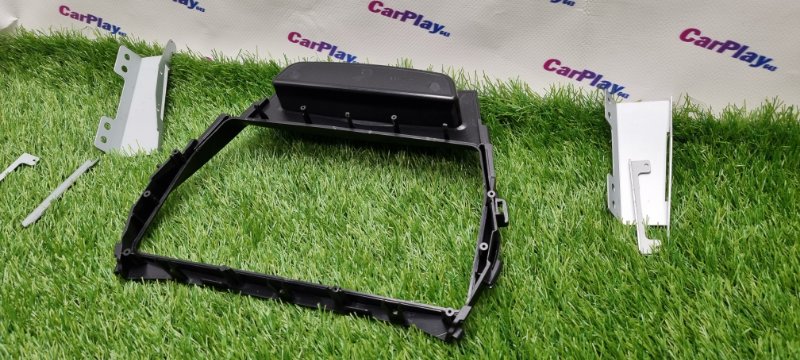 Переходная рамка магнитолы