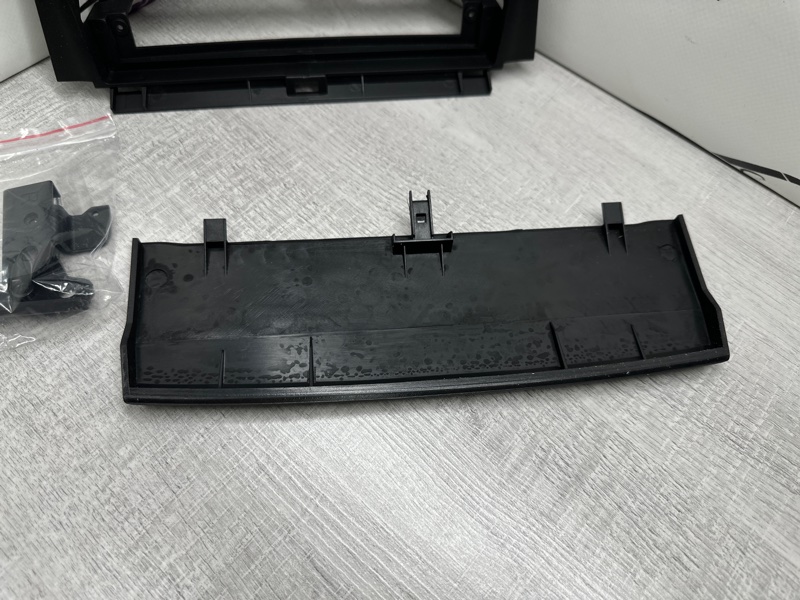 Переходная рамка магнитолы