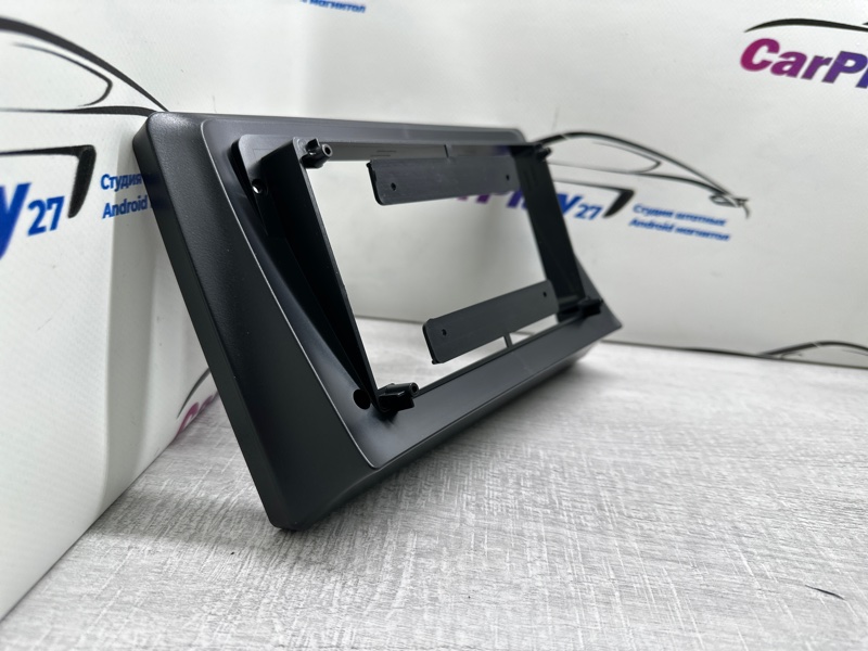 Переходная рамка магнитолы