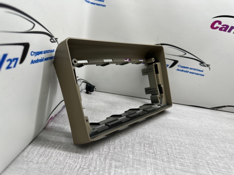 Переходная рамка магнитолы