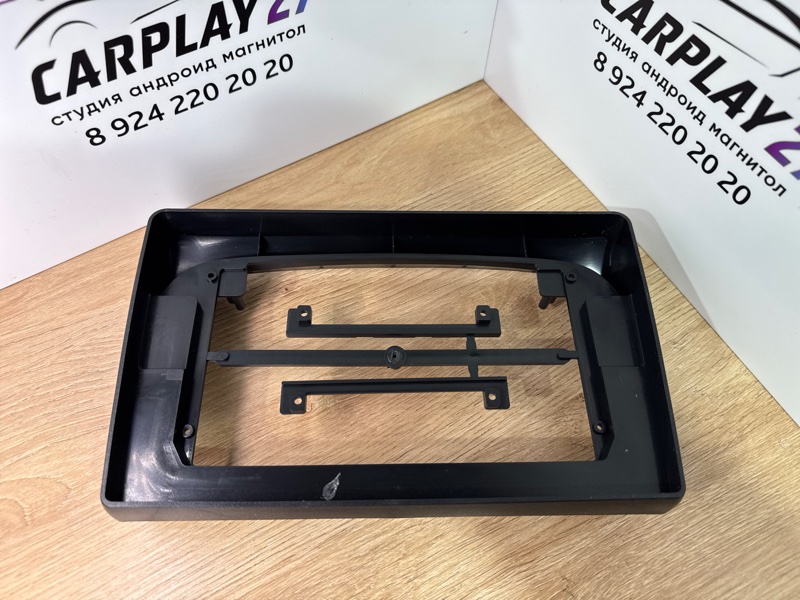 Переходная рамка магнитолы