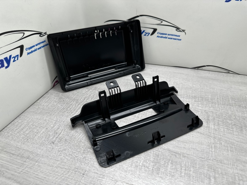 Переходная рамка магнитолы