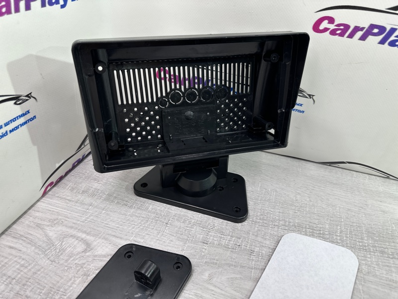 Переходная рамка магнитолы