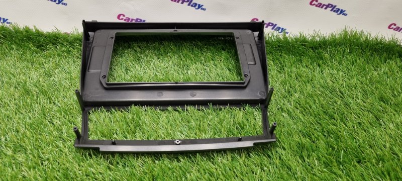 Переходная рамка магнитолы