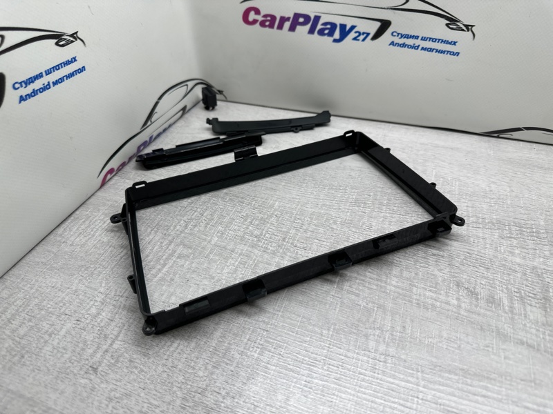 Переходная рамка магнитолы