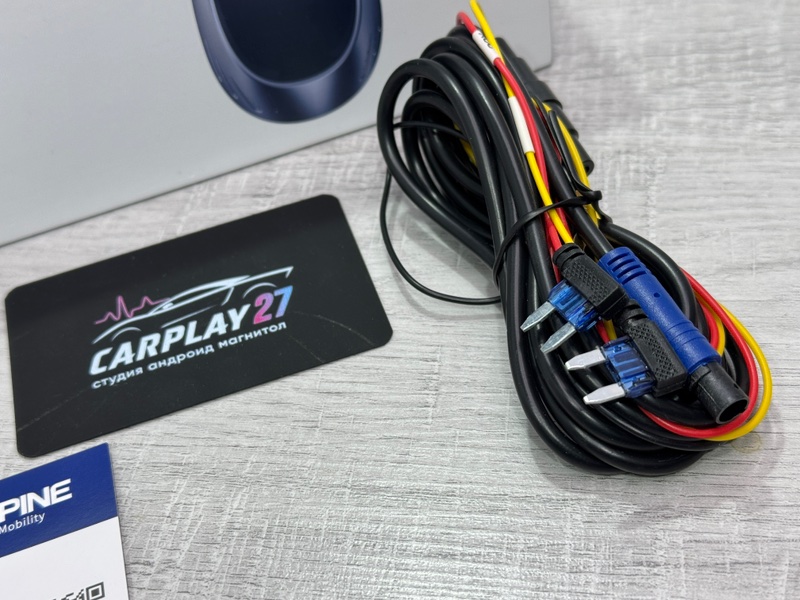 Видеорегистратор Alpine DVR-M02