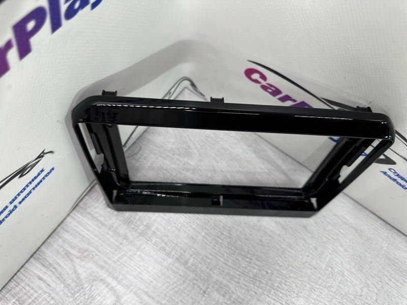 Переходная рамка магнитолы