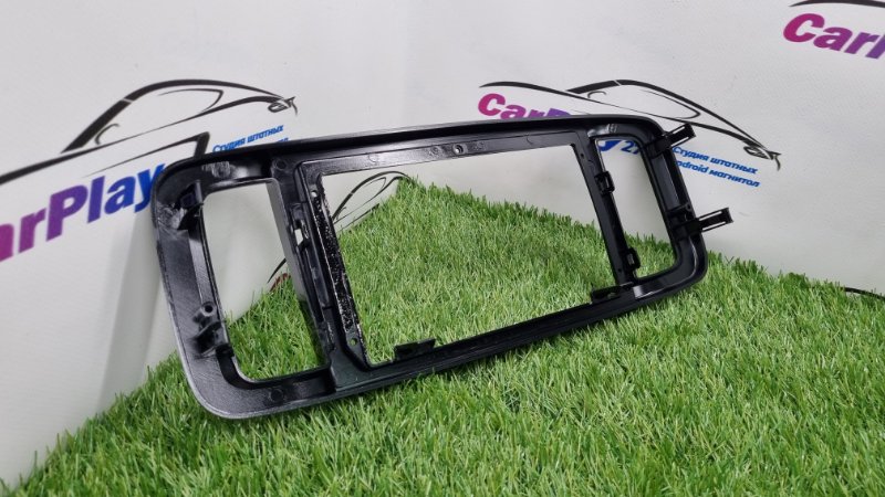 Переходная рамка магнитолы