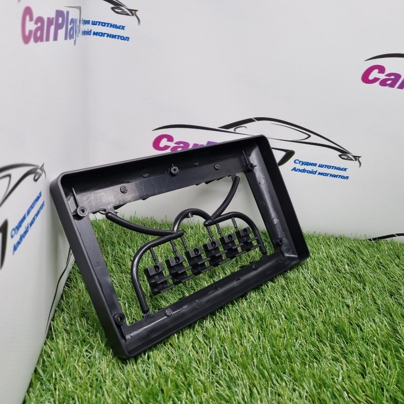 Переходная рамка магнитолы