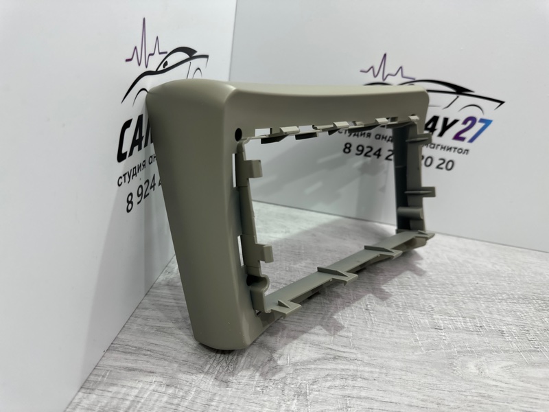 Переходная рамка магнитолы