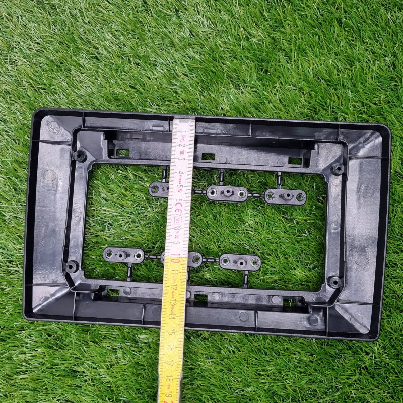 Переходная рамка магнитолы