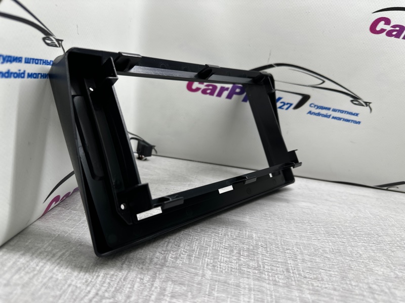 Переходная рамка магнитолы