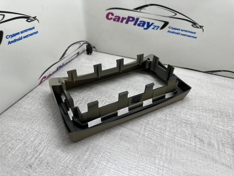 Переходная рамка магнитолы