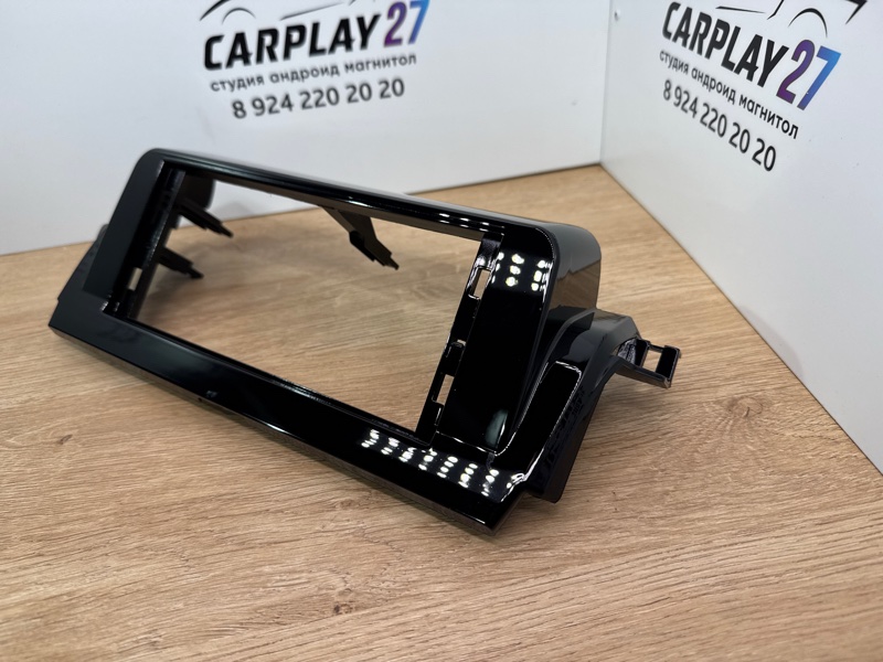 Переходная рамка магнитолы