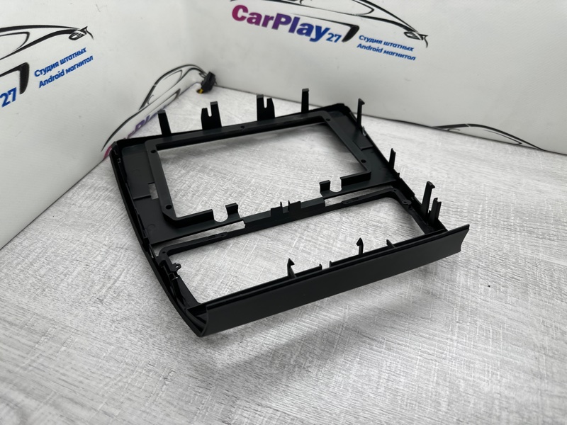 Переходная рамка магнитолы