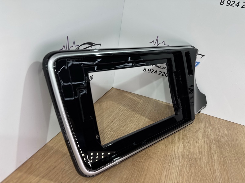 Переходная рамка магнитолы