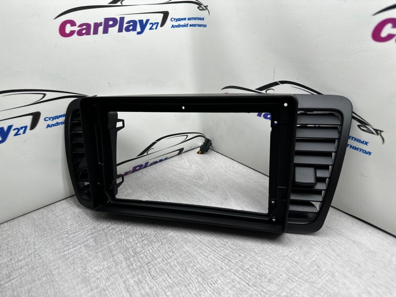 Переходная рамка магнитолы