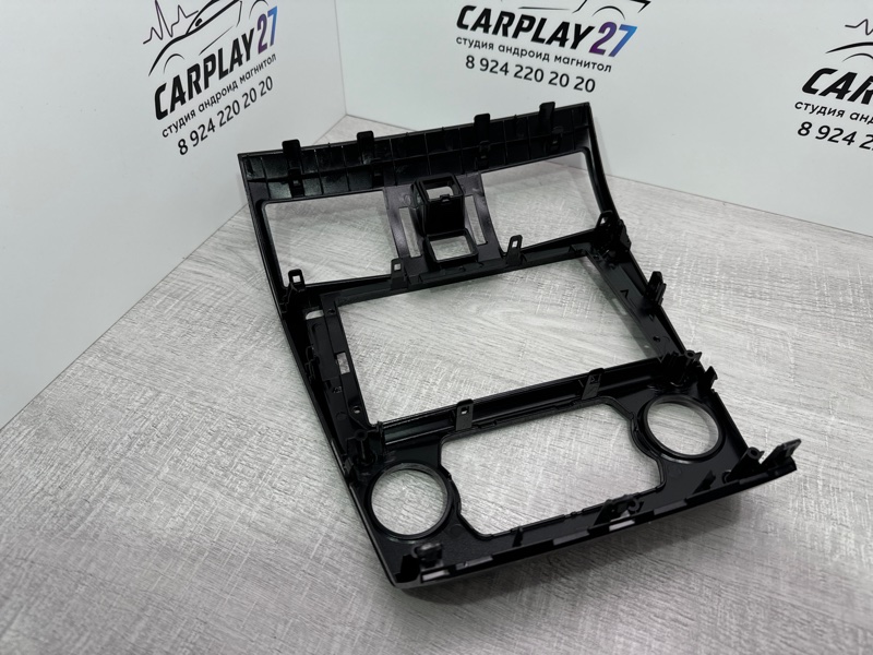 Переходная рамка магнитолы