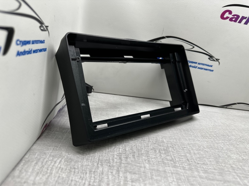 Переходная рамка магнитолы