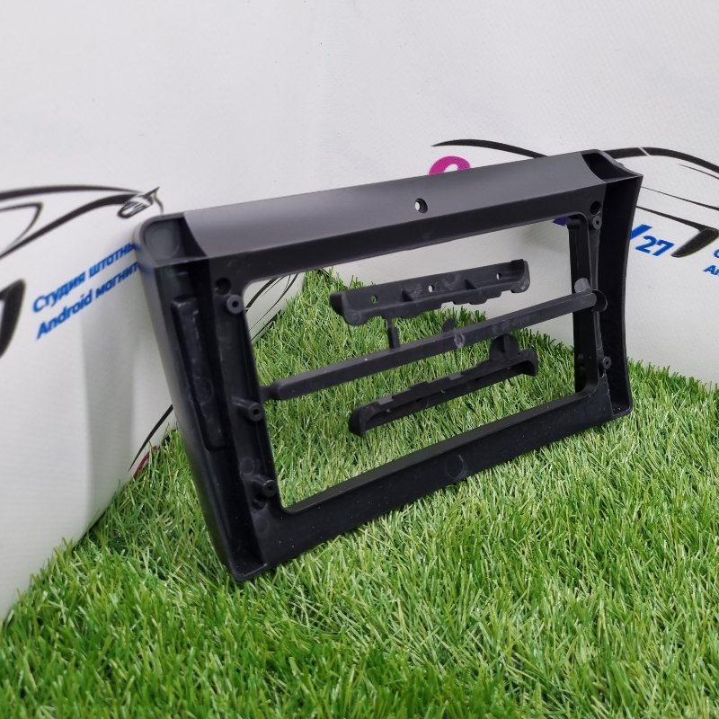 Переходная рамка магнитолы