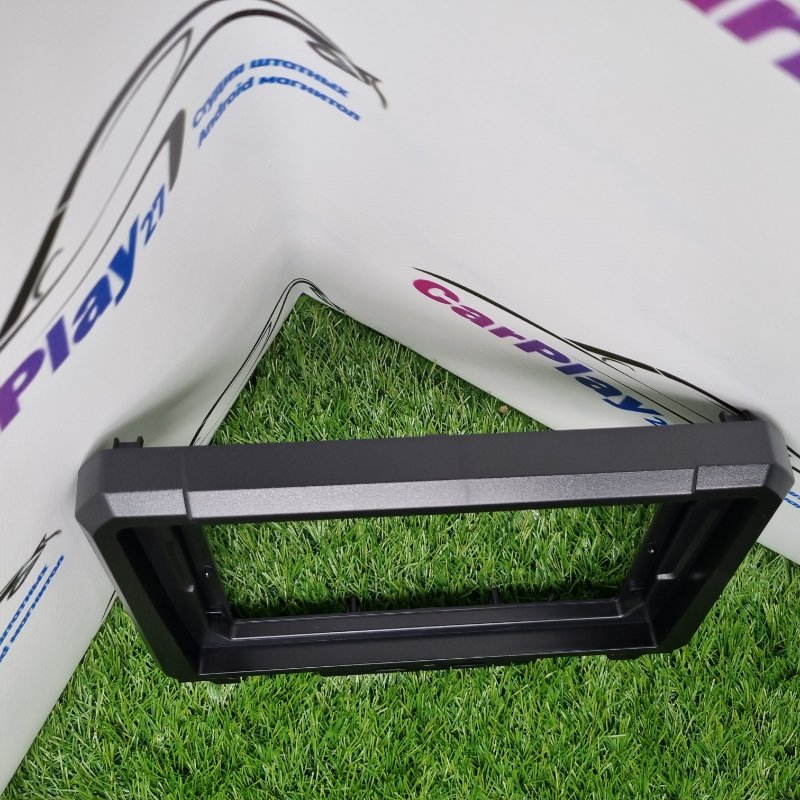 Переходная рамка магнитолы