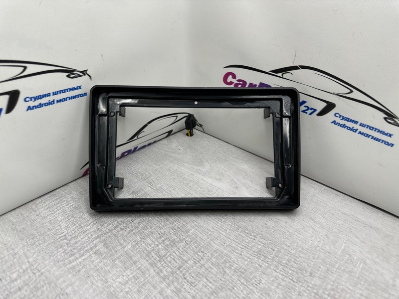Переходная рамка магнитолы