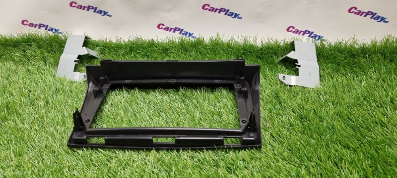 Переходная рамка магнитолы