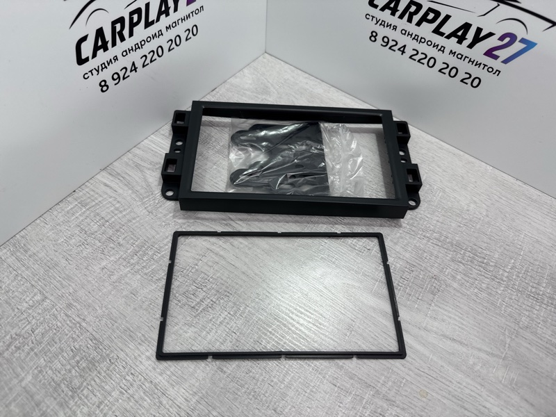 Переходная рамка магнитолы