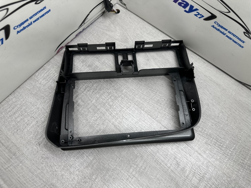 Переходная рамка магнитолы