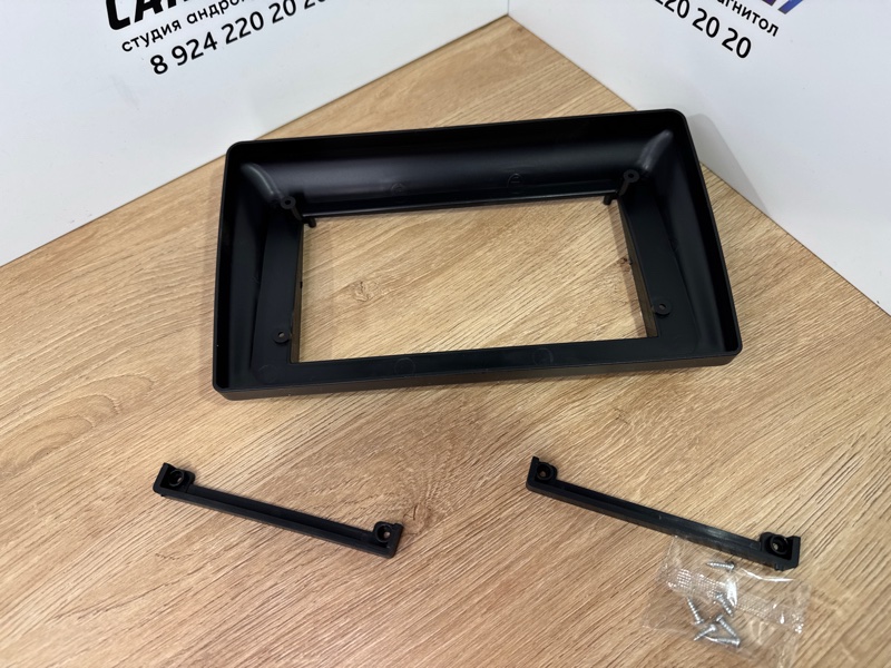 Переходная рамка магнитолы