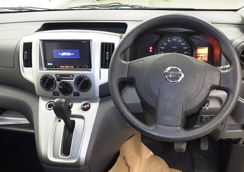 Переходная рамка магнитолы