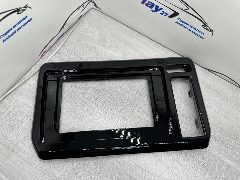 Переходная рамка магнитолы