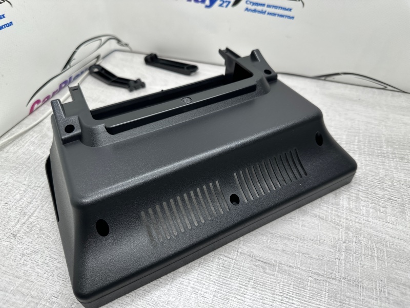 Переходная рамка магнитолы