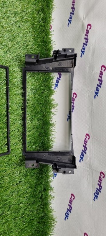 Переходная рамка магнитолы