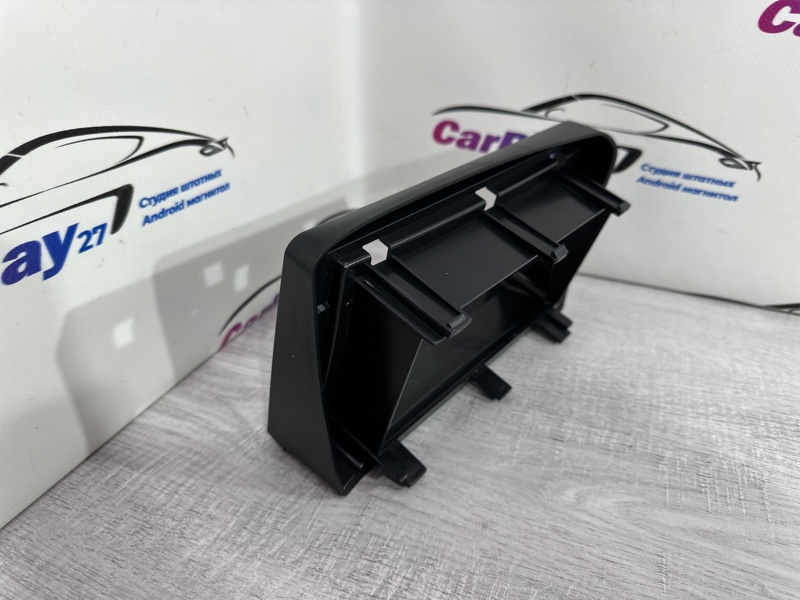 Переходная рамка магнитолы